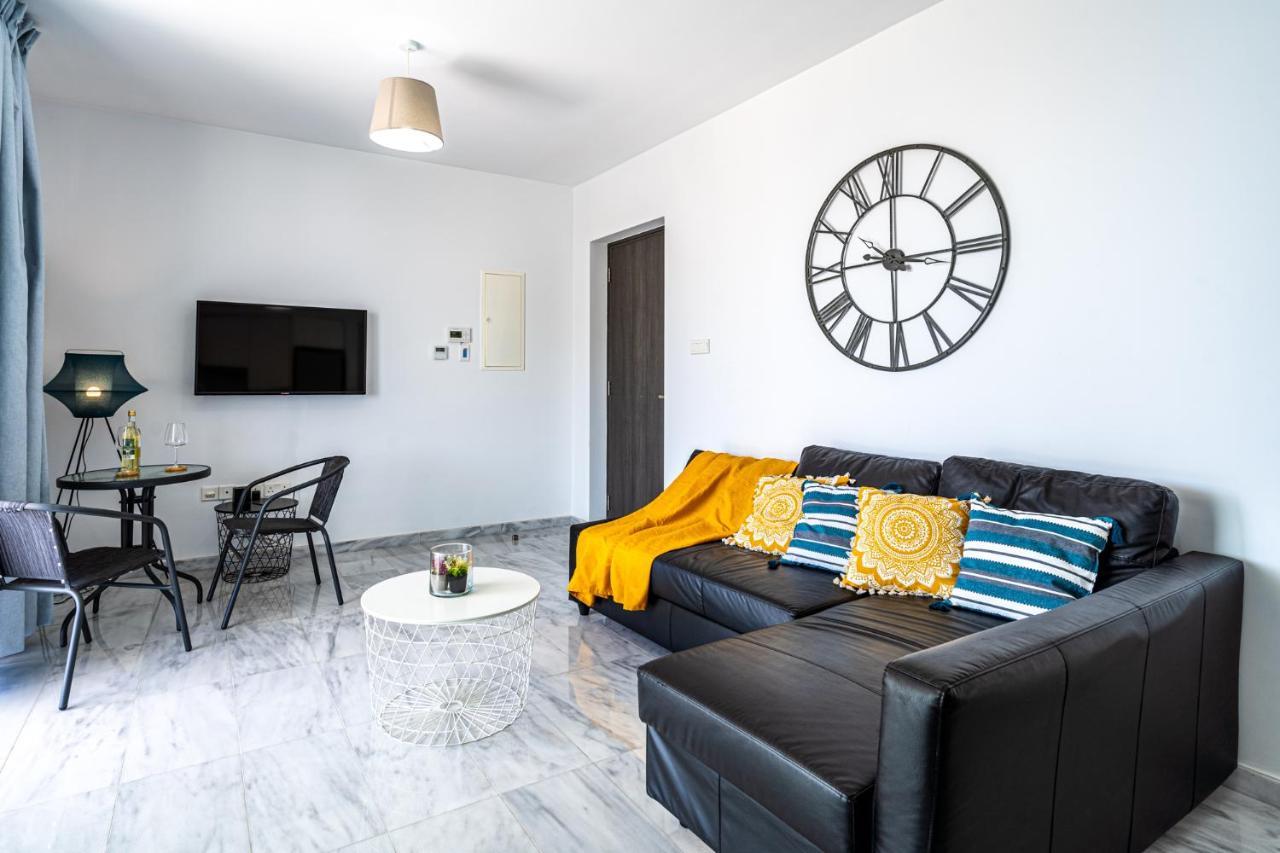 Oyster 1-Br Apt In ลาร์นาคา ภายนอก รูปภาพ